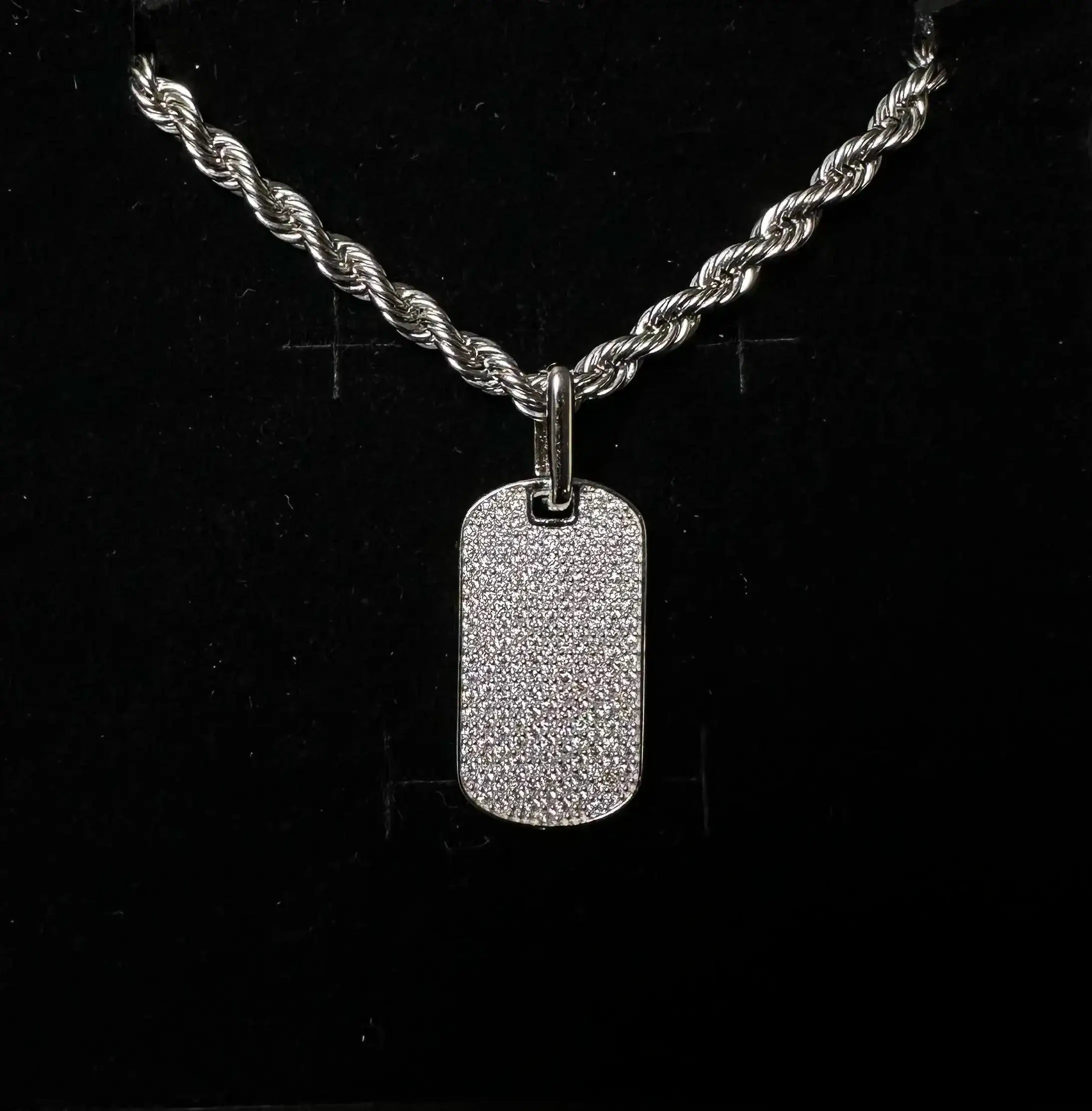 Collection of unisex moissanite silver pendants